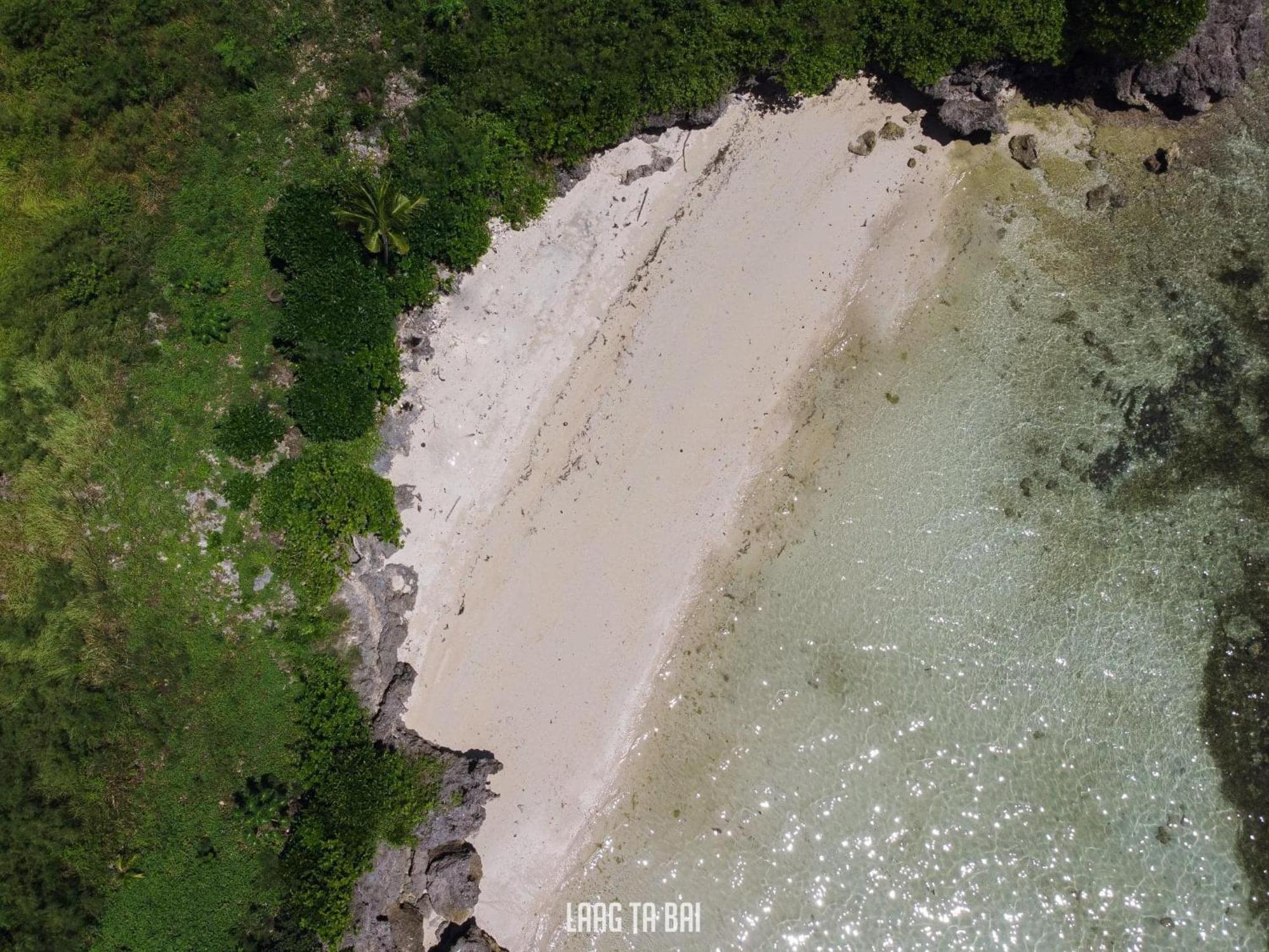 Durhan White Beach Resort Powered By Cocotel Tabuelan Exterior photo